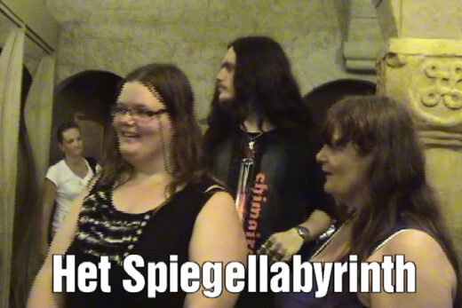 Spiegellabyrinth (Camping Praag)